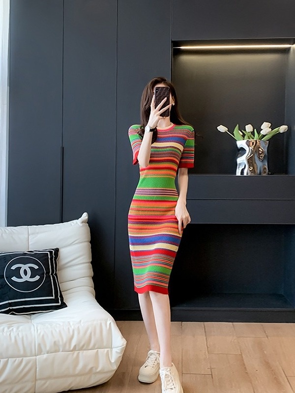Robe d'été rétro rayée à col r - Summer Line Clothing Brand avis et prix